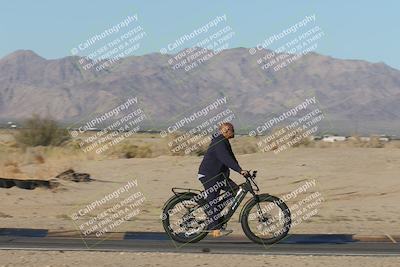 media/Oct-30-2025-Racers Edge (Thu) [[dabbdaf680]]/1-Around the Pits- Track Walk/